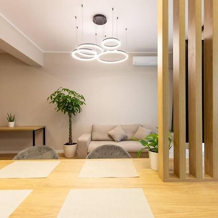Elegant 2 Bedroom Retreat Бухарест Экстерьер фото